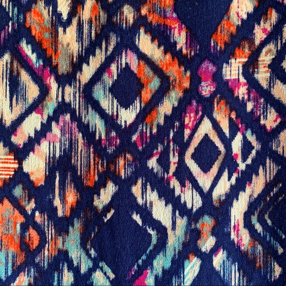 •WAYF• Short Sleeve Patterned Shift Dress-Size Sm. - Picture 3 of 8